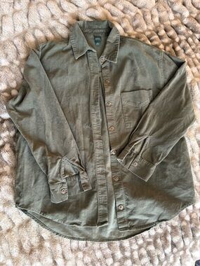 Olive shacket